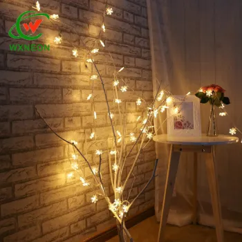 Battery Operated LED String Lights with Snowflake Design for Outdoor Christmas Holiday Lighting