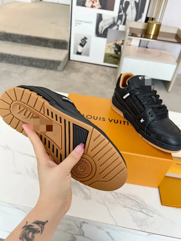 Luxury Designer Shoes Wholesale 2026