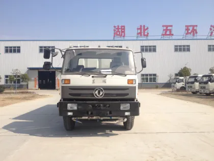 4x2 Vacuum Washing Street Sweeping Vehicle