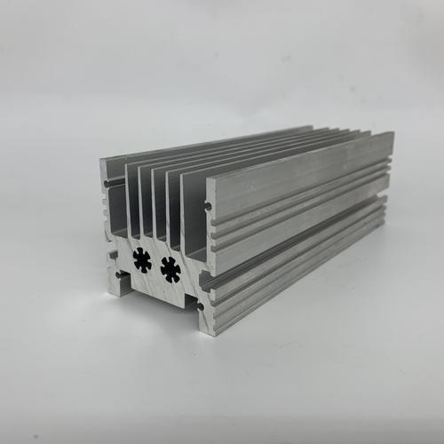 Cadre en aluminium de traitement CNC