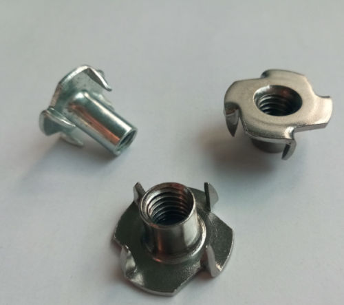 4 Cabang 5/8 &quot;T-Nut untuk Climbing Holds