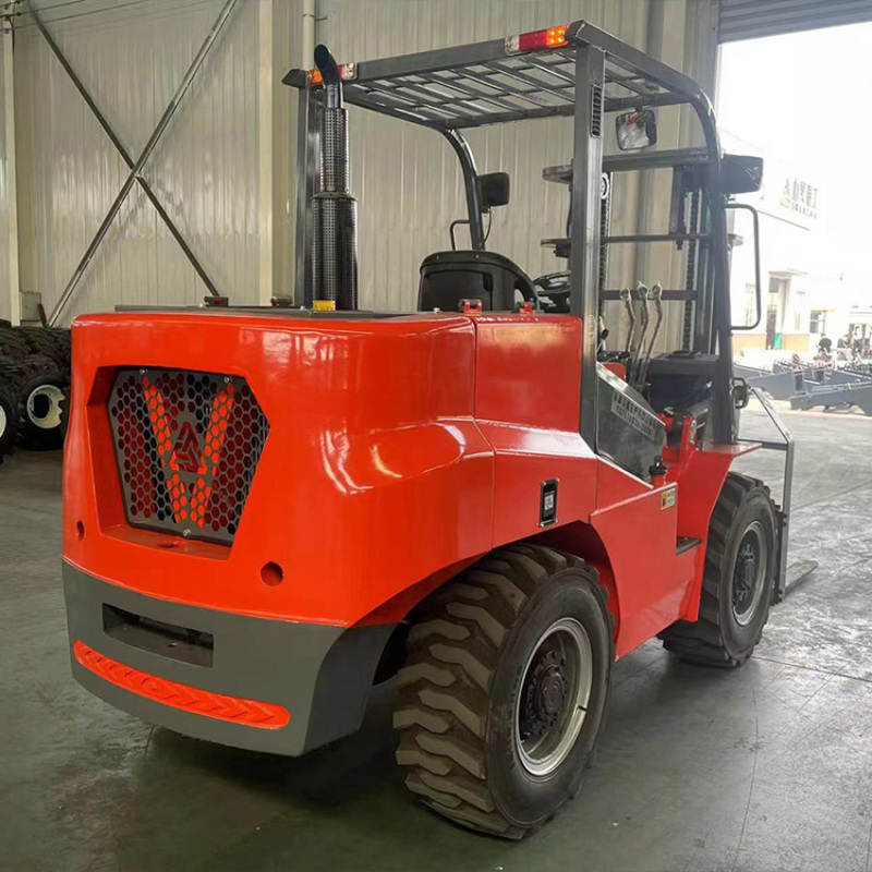 3.5 Ton 4WD Forklift: Rough Terrain Diesel Truck for Off-Road Applications
