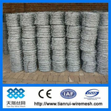 PVC or galvanized barbed wire/stailess steel barbed wire