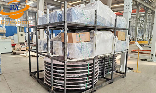 PALLET WRAPPING MAHCINE PACKING