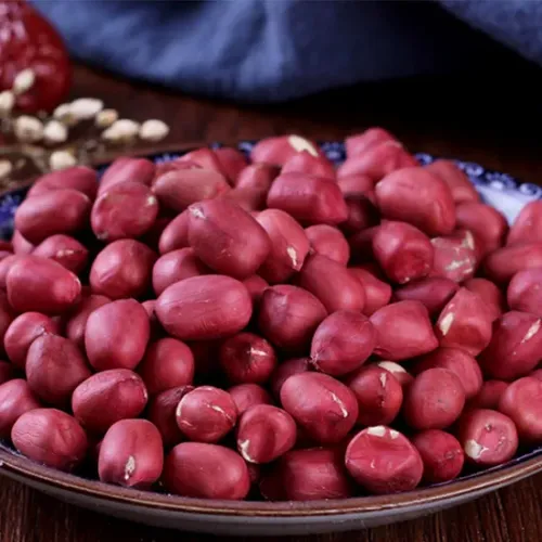 Kırmızı kabuklu beyaz fıstık