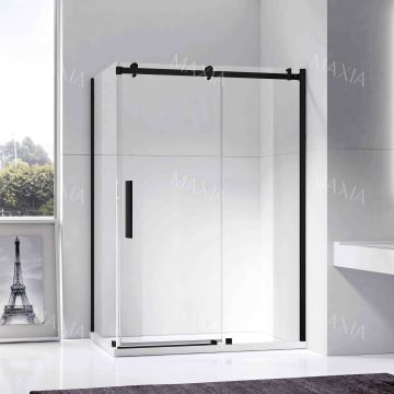 Черная квадратная масляная душевая комната