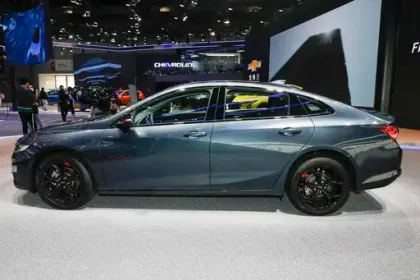 Cheap gasoline Sedan Small Displacement Chevrolet Car