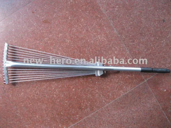 TELESCOPIC GARDEN LAWN RAKE