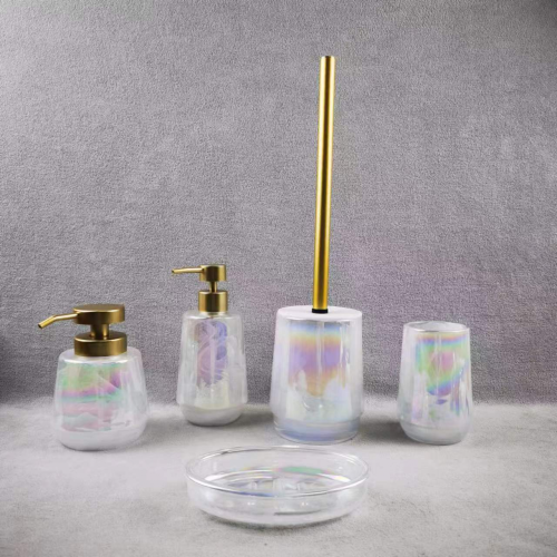 Laser effect bathroom accessory sets