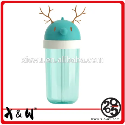 X&W Antlers Shape Plastic Straw Water Bottled