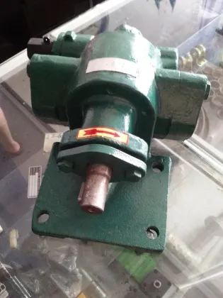 kyb gear pump hydraulic pump