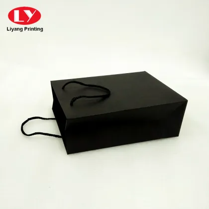 Printing and Packaging Luxury Black Shopping Paper Bag