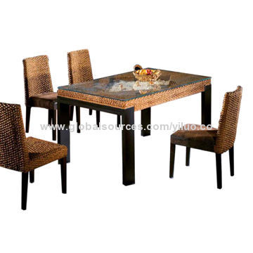 Commercial coffee table set, made of beech wood