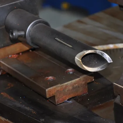 Bilateral arc cutting Bilateral arc nozzle machine