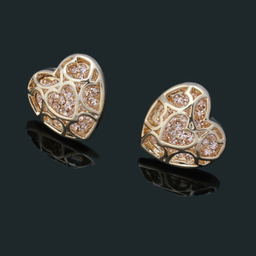 Craft filled diamond heart gold stud earrings for women