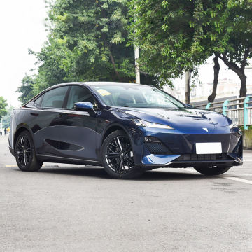 TOPSUN New Energy Changan Deep Blue SL03: Fast Charging (0.5h) and Spacious Electric Car