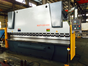 WC67Y-200/4000 Torsion bar synchro press Brake