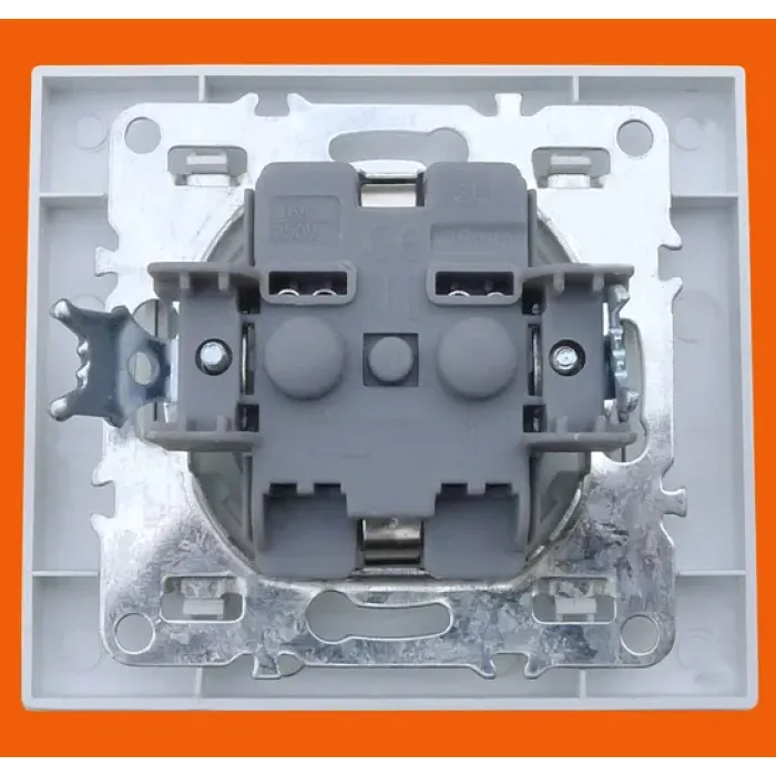 Soket Listrik Jerman Wenzhou (F1010)