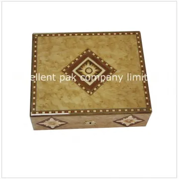 Stylish Custom Metal Leather Humidor