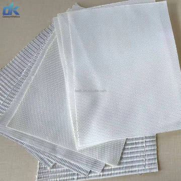 Geotekstil Kekuatan Tinggi Geotekstil 1-5.2m Lebar untuk Penstabilan Jalan