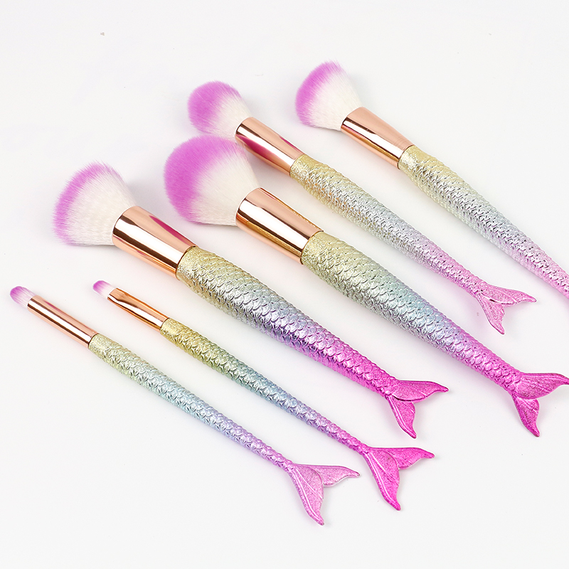 Fishtail Makeup Brush5