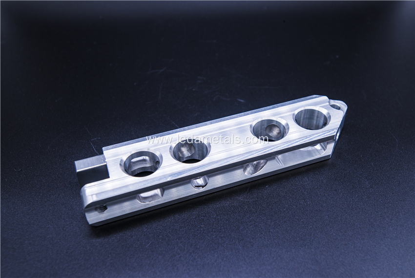 5 Axis Aluminum Parts Precision CNC Milling Machining