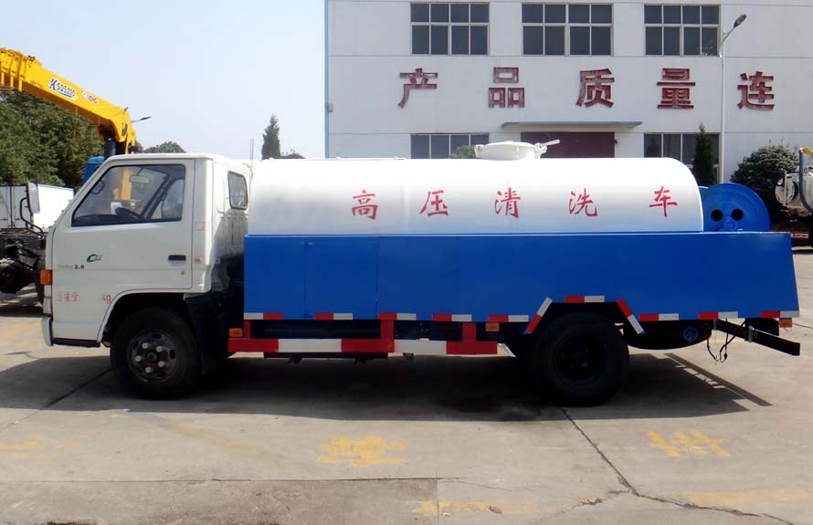 high pressure washer truck 1