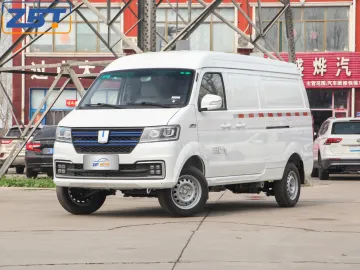Hot Selling 2022 Geely Yuancheng E5l 39.9kwh New Energy Trunk/5 Doors 6 Seats MPV 280km Van Geely Electric Car New Second Hand Vehicles Use