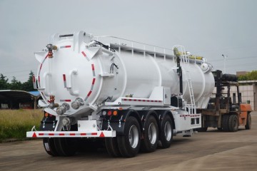 Vacuum Sewage Suction Semi Trailers