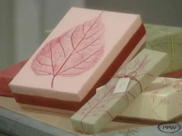 Fancy and Unique Leaf Wrapping Paper For Gift