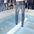 En gros de jeans pour hommes skinny