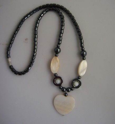 Collier de coquille de perle d&#39;hématite