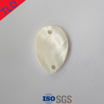 Decorative dress shirt shell buttons