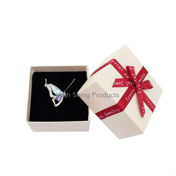 Elegant Wholesale Paper Jewelry Boxes