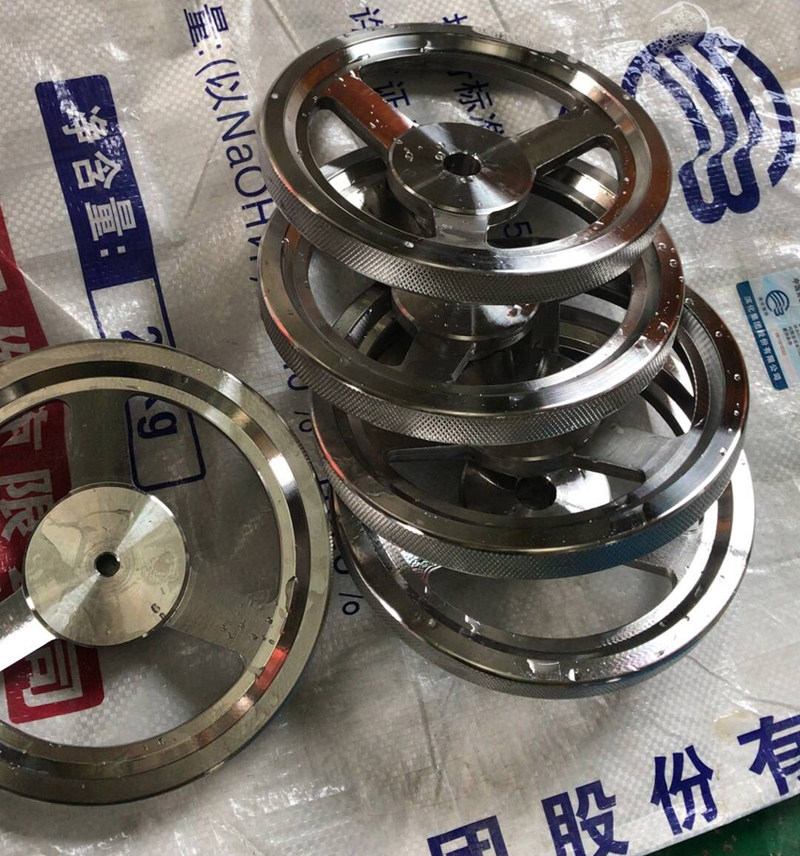 CNC Milling Machine Hand Wheel with Revolving Handle China Manufacturer