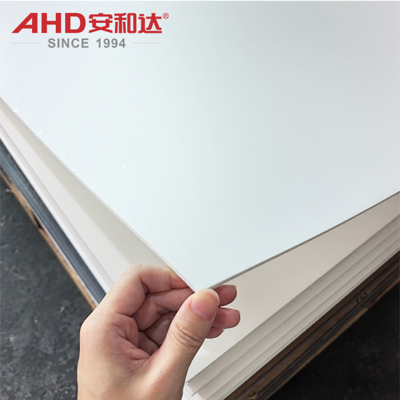 Solid White PMMA Sheet Retail Sign Panel