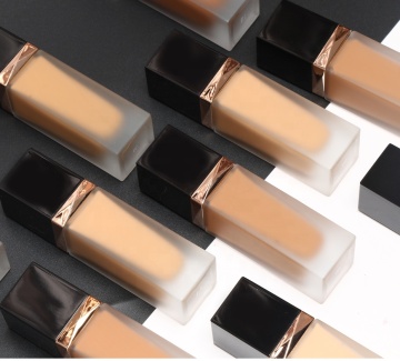 Private Label Ladies' Foundation: High-Quality Matte Liquid Makeup in 25 Colors