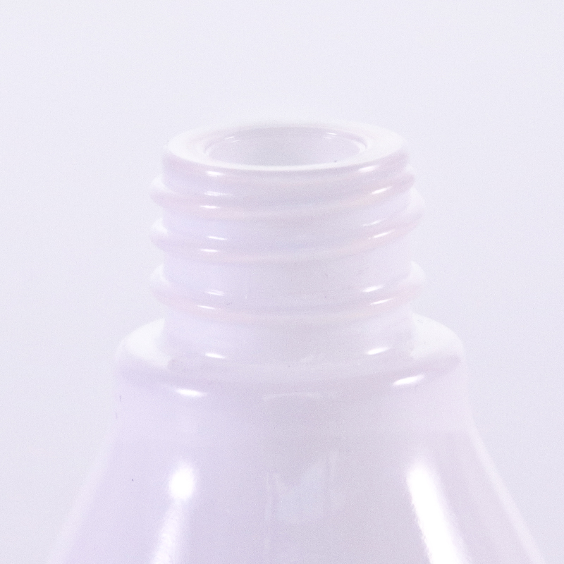 زجاجة مصل مصل أبيض الشكل مع قطارة فضية