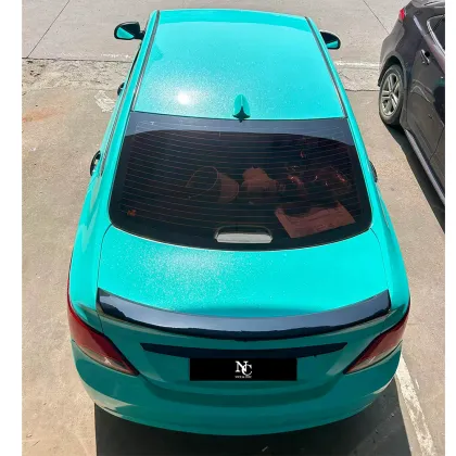 Glossy Pearl Tiffany Car Wrap