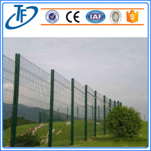 Durable blue welded wire mesh for yard