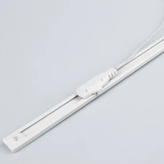 Magnetic Power Track for Supermarket Shelf Lights