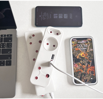 Afrika Selatan 3 AC Outlet &amp; 2 USB Mengecas Pelabuhan Soket Perjalanan Penukar Perjalanan Wall Plug: Rakan Perjalanan Essential Anda