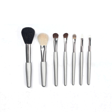 Custom Logo Wholesale Makeup Brush Set: 7pcs Mini Cosmetics Professional Set with Synthetic Hair and Wood Handle
