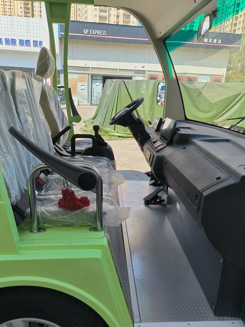Linli Auto’s Electric Sightseeing Vehicles Debut with a Fresh Look, Empowering New Cultural Tourism Experiences in the Southwest