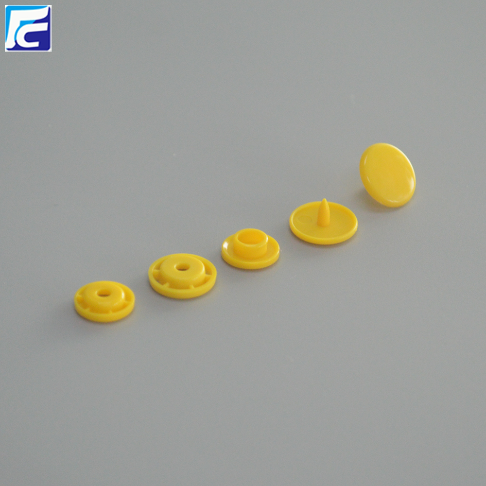 อุปกรณ์เสริม Snap Fastener 1/2 ที่หนีบพลาสติกสำหรับเสื้อผ้า