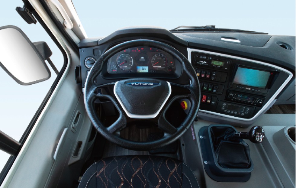 Yutong minibus ZK6729D2 for Commercial Use