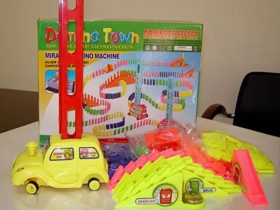 B/O CRASH DOMINO CAR