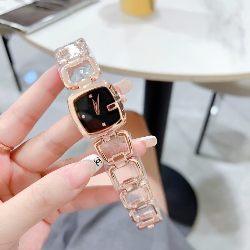 Elegant Hollow Design Ladies Watch with Delicate Chain Strap