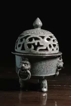 Tiger head aromatherapy stove