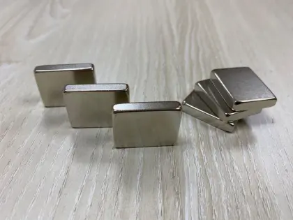 Thin Neodymium Magnets Plate-shaped